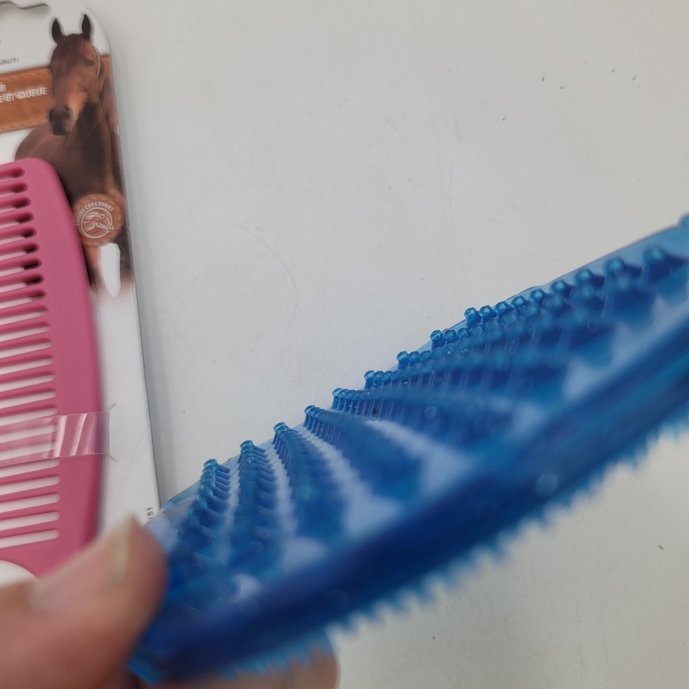 Oster Mane Tail Comb Pink Heartland Horse Gear Blue Jelly Scrubber Grooming Set - Picture 6 of 8